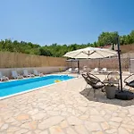 Amazing In Ferienhaus