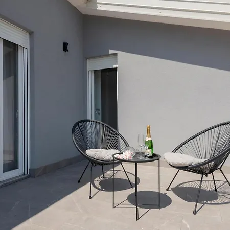 Amazing In Holiday home *