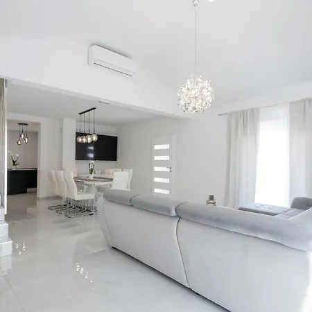 Holiday home Amazing In *